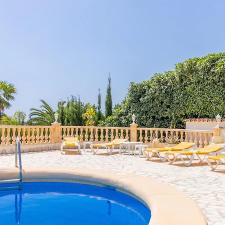 Pia Villa