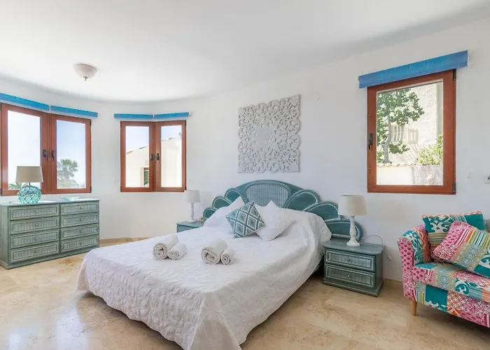 Pia וילה מוריירה